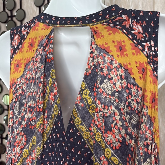 Umgee patchwork hippie Dress with Keyhole - Picture 4 of 7